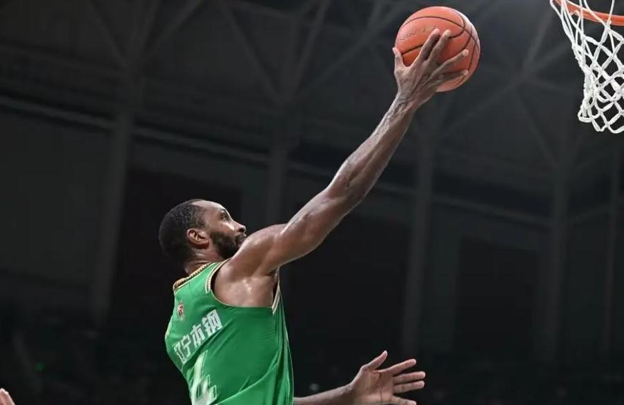 NBA常规赛赛程吃紧；辽宁本钢加时末段复出首秀；媒体盛赞；球探报告显示潜力的简单介绍